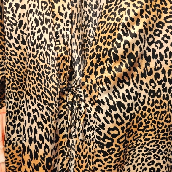 Secret Treasures Silk Robe - Picture 3 of 4